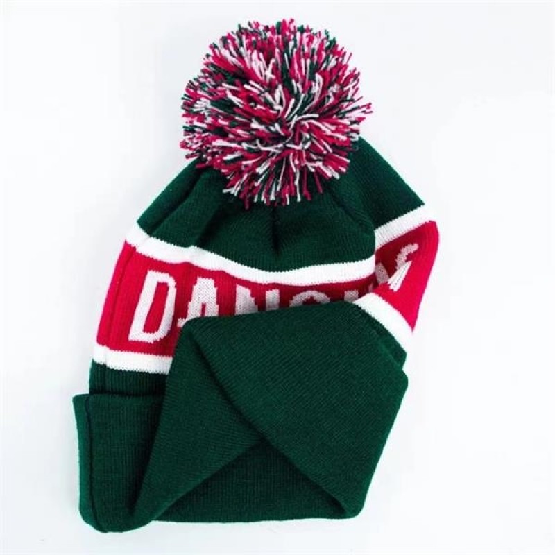 Custom Knitted Beanie With Pompom 